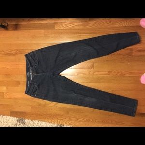 Loft Curvey skinny jeans, size 4!